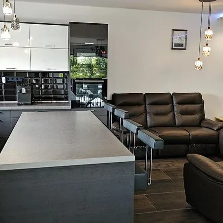 Apartment Viola Velence