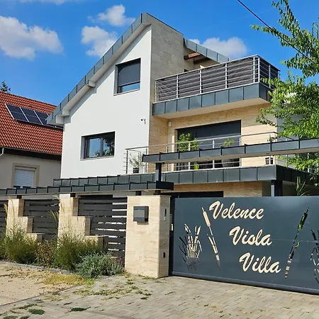 Apartment Viola